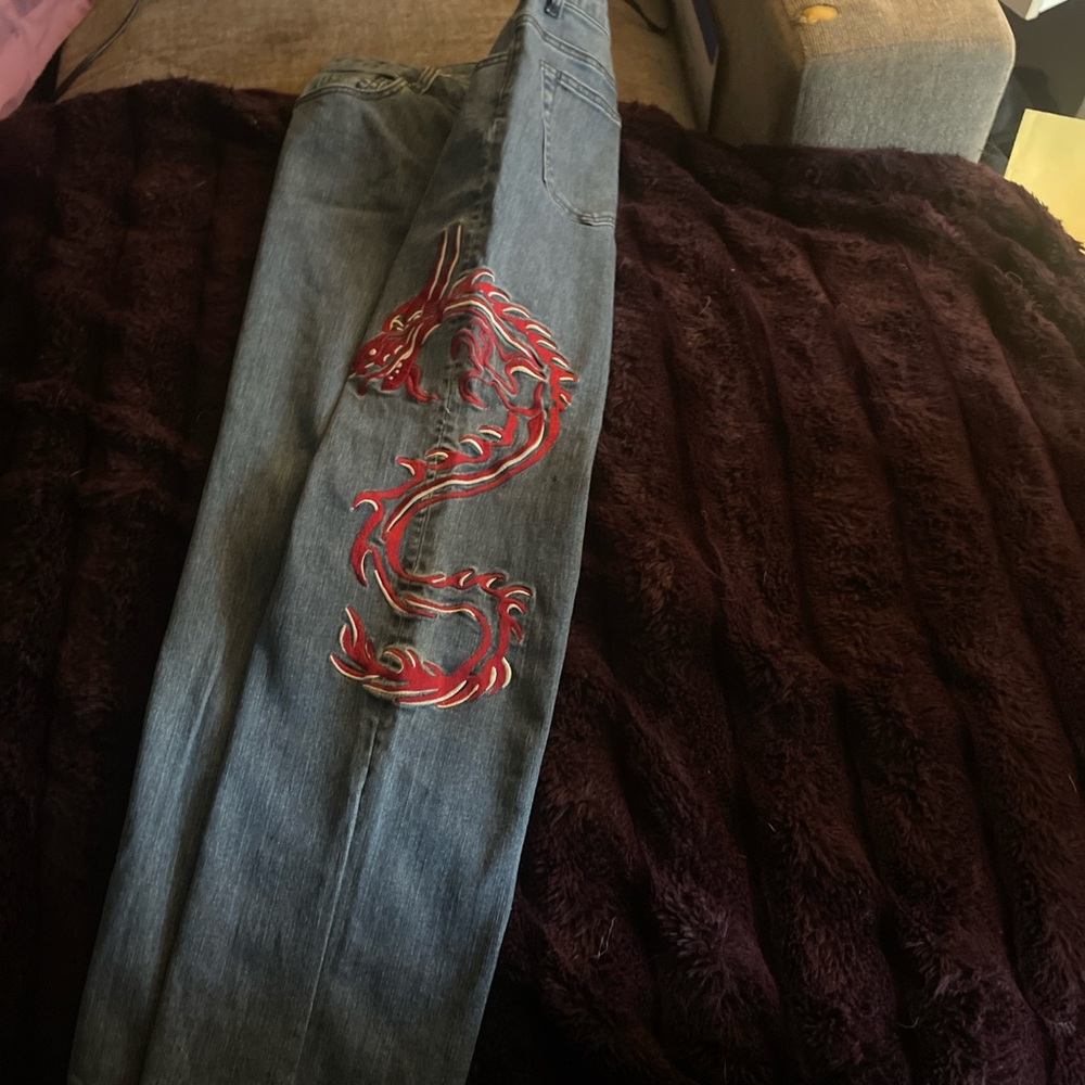 Monroe & Main Dark Blue Denim Jeans with Gold Accent